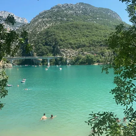 Appartement Studio Neuf Bas De Villa Gorges Du Verdon A Riez Exterior foto